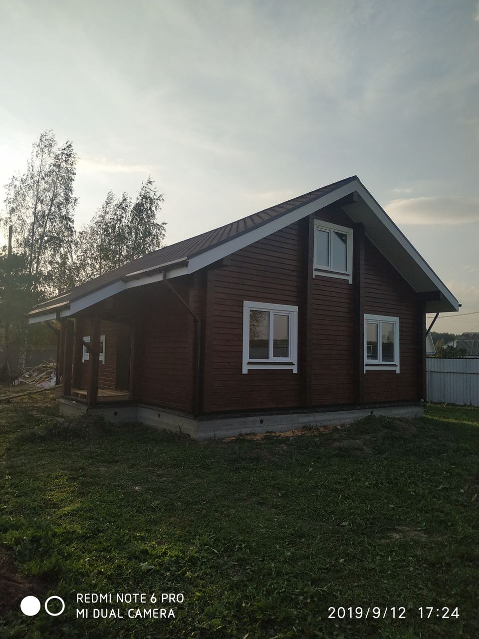 Деревяннй дом в п. Загородный